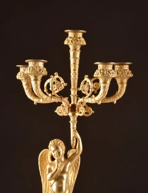 Mooie set figurale 5-armige kandelaars (2) - Empire - Brons (verguld) - Begin 19e eeuw