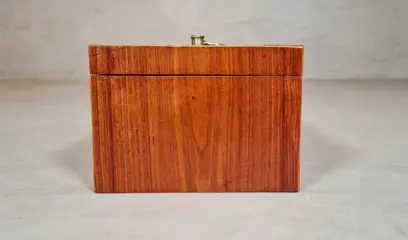 Kistje - Louis XVI - Buxushout, Ebbenhout, Messing, Padauk, (Bahia) Rozenhout - 1775-1795