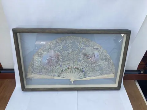 Fan - Been, Zijde - Late 18th / 19th century