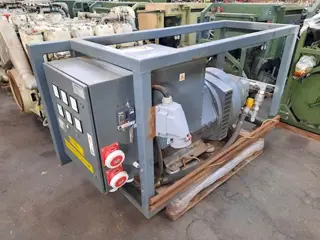 Stamford UCI274E2 - 140KVA (bj 2009)
