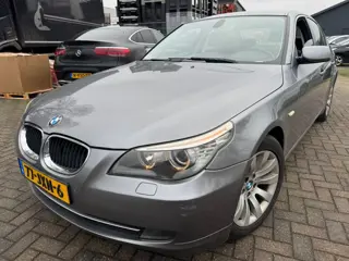BMW 5 Serie 520i Corp.L. BnsEd I (bj 2009, automaat)