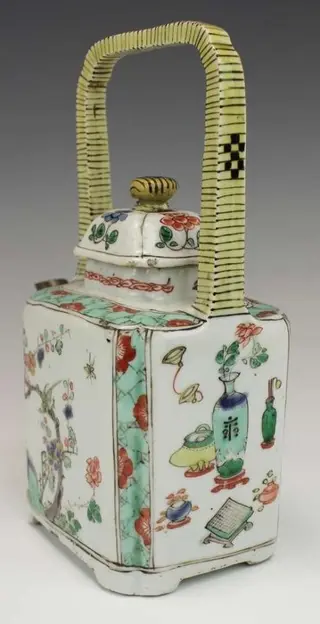 Theepot - Porselein - China - 17e - 18e eeuw