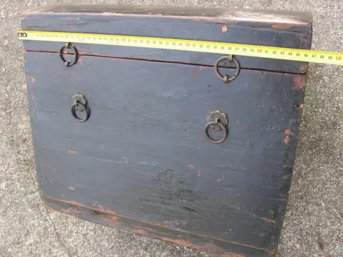 Kist - Gelakt hout - China - Midden 20e eeuw