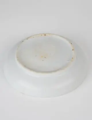 Ondiepe kom - Porselein - Monochrome white crackled glaze - China - 17e eeuw