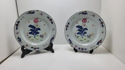 Borden (2) - Porselein - Bloemen - Familie Rose - China - Qianlong (1736-1795)