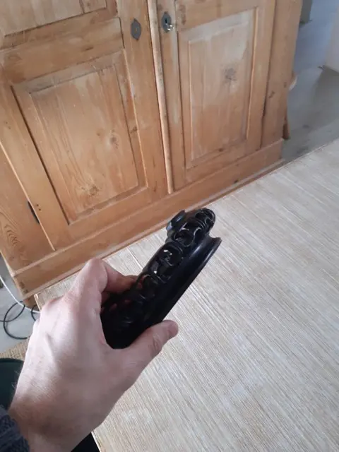 Oude blackwood Chinese houten standaard uit één stuk (1) - Zwart hout - China - Qing Dynastie (1644-1911)