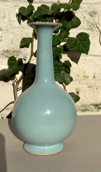 Flesvaas - Celadon - Porselein - China - Laat 20e eeuw