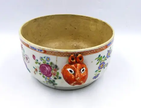 Jardiniere versierd met bloemenboeketten - Porselein - China - Qianlong (1736-1795)