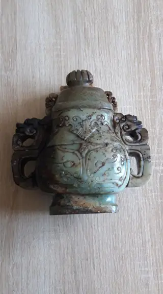 OUDE en Grote wierookbrander - Speksteen - Archaïsch decor, Taoties-maskers - China - Eind 19e - begin 20e eeuw