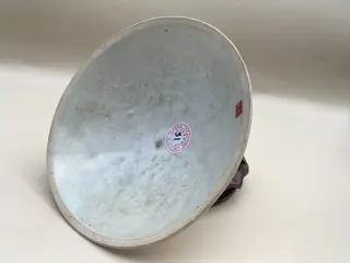 Schaal/kom, Theekom (1) - Celadon - Porselein - Kinderen - 影青釉印菊花娃娃紋碗 ( Lot.00031) - China - Zuiderlijk lied (1127-1279)