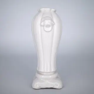 Vaas - Blanc de chine, Dehua - Porselein - Miniature Blanc de Chine Vase With Foo Lion Handles - China - 19e - 20e eeuw
