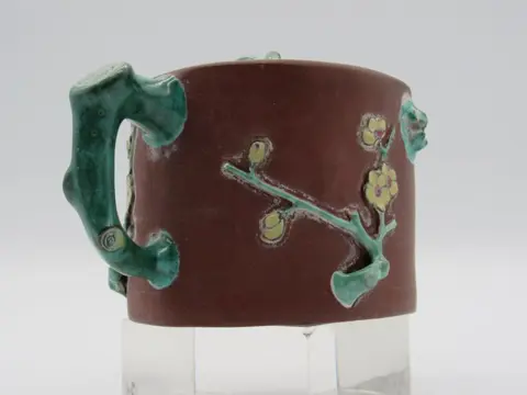 Theepot - Emaille, Yixing klei - China - 20e eeuw