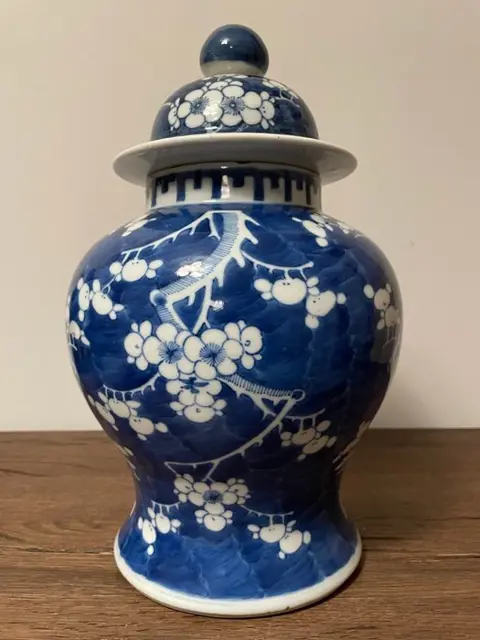 Vaas (2) - Porselein - China - Eind 19e - begin 20e eeuw