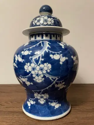 Vaas (2) - Porselein - China - Eind 19e - begin 20e eeuw