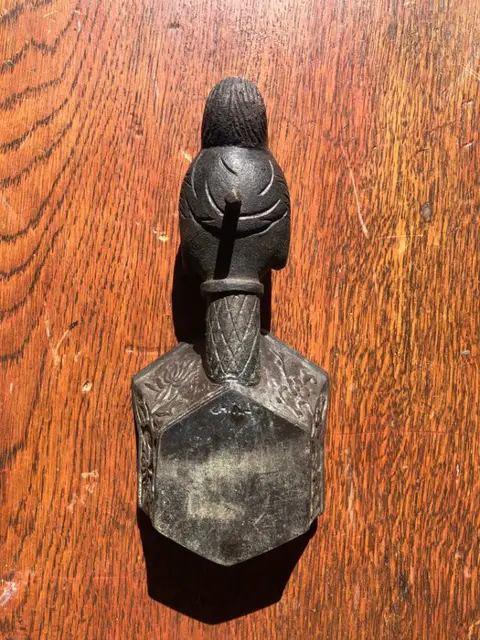 ijzer (1) - Gietijzer - China - Eerste helft 20e eeuw