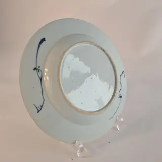 Bord (1) - Blauw en wit - Porselein - Florale decoratie - China - Qianlong (1736-1795)