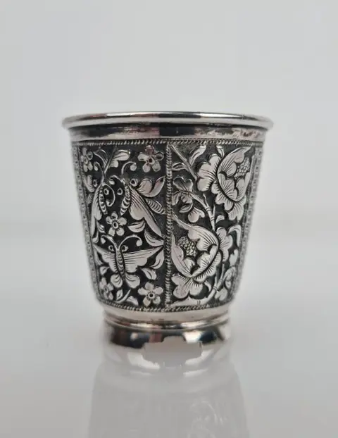 Cups - Verguld, Zilver - China - 19e - 20e eeuw