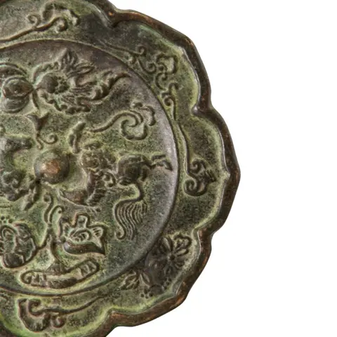 Spiegel (1) - Brons - Draak en paard - China - 20e eeuw