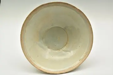 Schaal/kom, Theekom (1) - Celadon, Qingbai - Porselein - 青白釉素身芒口碗 ( Lot.00250) - China - Zuiderlijk lied (1127-1279)