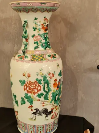 Vaas (1) - Porselein - China - Eind 19e - begin 20e eeuw