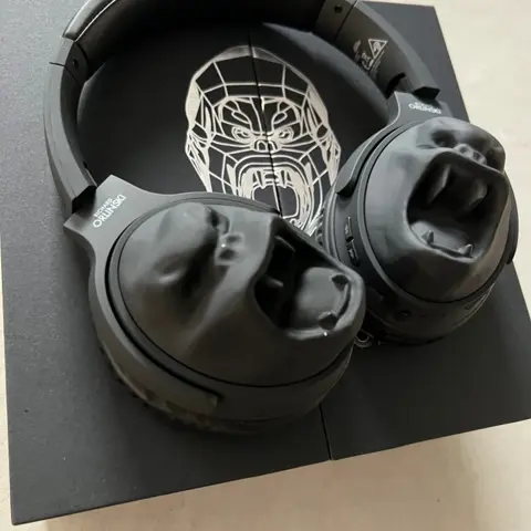 Richard Orlinski (1966) - Headphones King Kong - Black matt (incl box and COA)