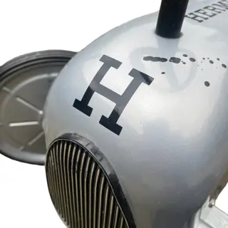 DALUXE ART - Hermés Walkcar