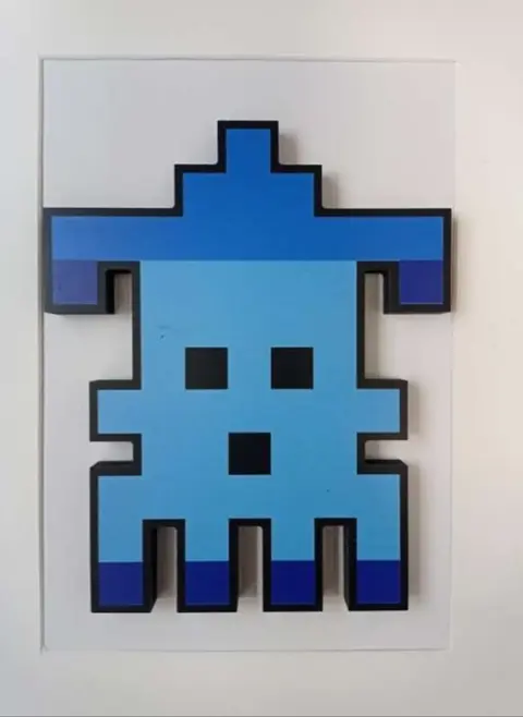 Shug - Monster omaggio a Invader edizione speciale