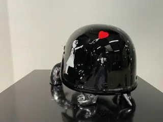 Van Apple - The Silver Peace Turtle - Banksy Balloon Girl