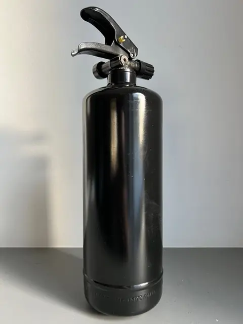 ByLeeInk (XXI) - Fire extinguisher Dom Perignon (original)