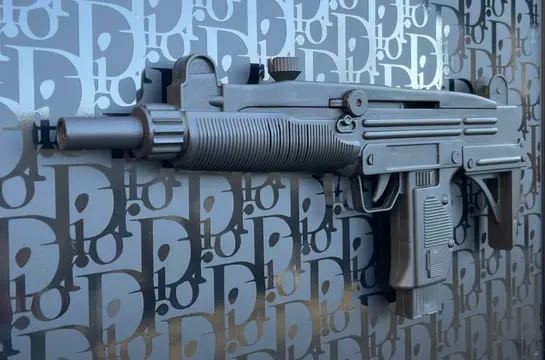 DALUXE ART - Dior x Luxury Gun