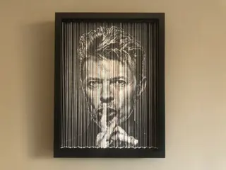Remco Kingmans (1984) - Wire sculpture 'David Bowie'