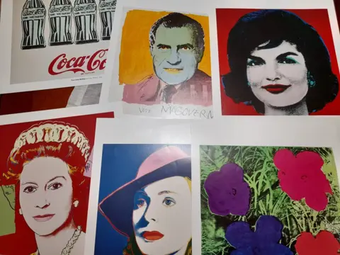 Andy Warhol (after) - Los Retratos e Iconos - 40 lithografias Editada por " EL MUNDO"