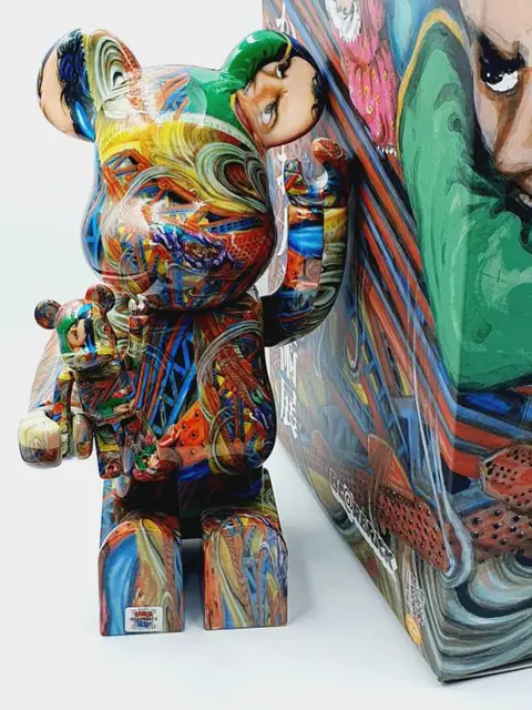 Medicom Toy - Be@rbrick 400% + 100% -The Great Art Exhibition - Kazuo Umezz