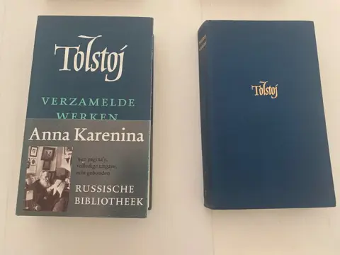 L.N. Tolstojen F.M. Dostojevski - Lot met 6 uitgaven uit de reeks Russische Bibliotheek - 1966/2019