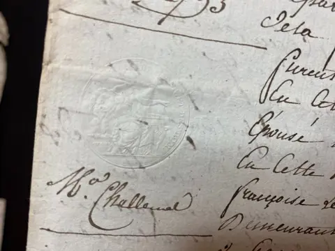 Différent Notaires - Lot d'anciens actes notariés du 18ème et 19 ème siècle - cachets 1er Empire 1811 Napoléon - 1787