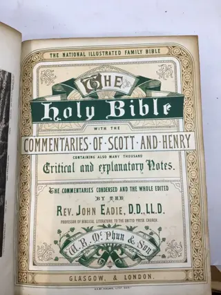 Rev John Eadie - The national comprehensive family bible: the Holy Bible with the commentaries of Scott (fine binding - 1870