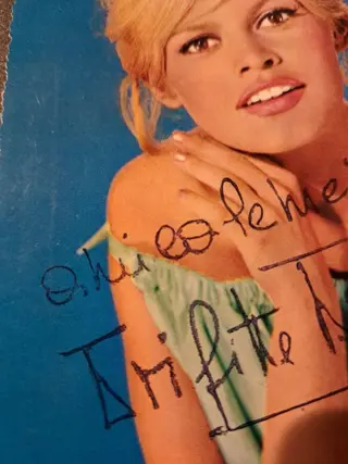 Brigitte Bardot - Autographed photo card - 1961