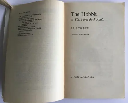 J.R.R. Tolkien, Pauline Baynes. - The Hobbit and Other Stories - 1975
