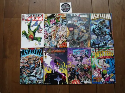 Image - 100 Comics - no doubles - Softcover - Eerste druk