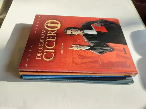 De orde van Cicero 1 t/m 4 - Een wind van vrijheid 1, 2 - Bloedvijanden 1, 2 - Drie complete series - Hardcover - Eerste druk