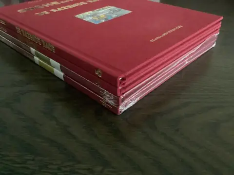 Suske en Wiske - 249, 267, 309 en 315A - VKR reeks Luxe - De razende Race, Lilli Natal, De Watersater en De Bananenzangers - Hardcover - Eerste druk