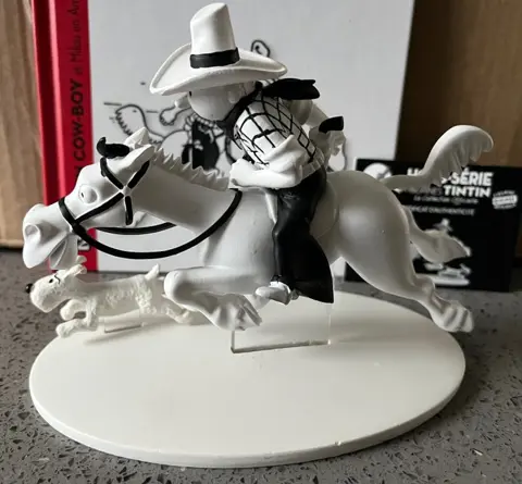 Tintin - Figurine Moulinsart hors serie N&B - Tintin cow-boy et Milou en Amérique - (2013)