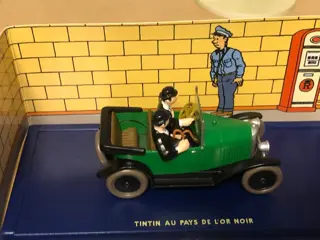 Tintin - Ensemble de 3 voitures 1/43 + Scène cube - Tintin scaphandre - (années 2000)