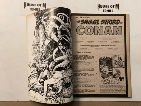 Savage Sword of Conan # 1 Bronze Age Gem! Co-starring Red Sonja - Painted cover art by Boris Vallejo. High Grade - Geniet - Eerste druk - (1974)