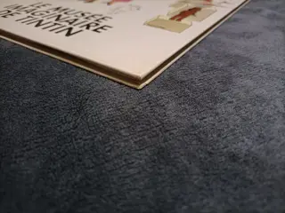 Tintin - Le Musée imaginaire de Tintin + cello - C - (1979)