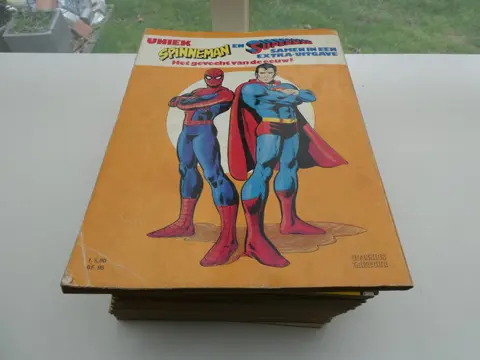 De Wonderbaarlijke Spinneman 48 tot 81 min 55 en 56-nr.1976 en 19140-3-1-1. - Classics uit de jaren'70 + 2 HIP comics + 3 klassiekers - Geniet - Eerste druk - (1968/1989)