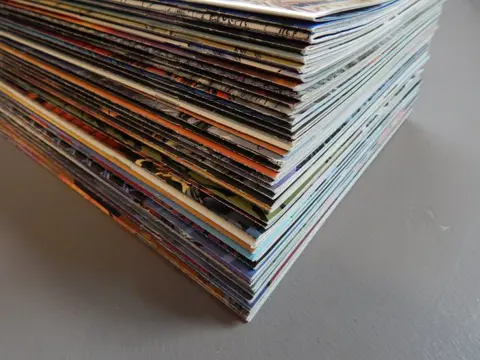 Witchblade Vol.1 #1-150 - diverse issues met verschillende covers - -183x sc - Eerste druk - (1999/2008)