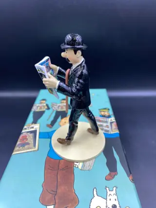 Tintin - Statuette Moulinsart 46303 - Dupont - Lisez Tintin" - (2016)