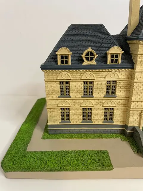 Tintin - Statuette Moulinsart 46962 - Maquette du Château de Moulinsart - (2008)