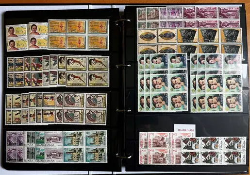 Spanje 1975/1985 - Spanish stamps in block of 4, mint